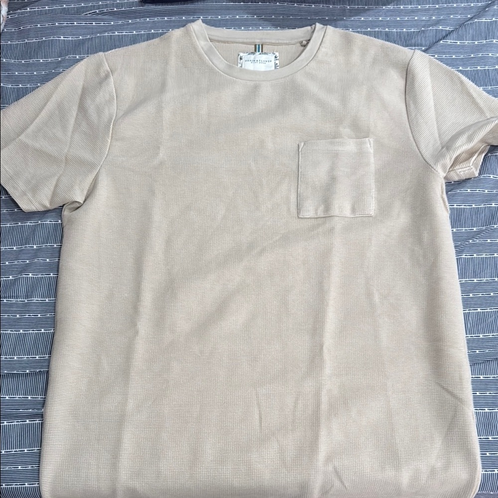 Men's Beige T-Shirt with Pocket